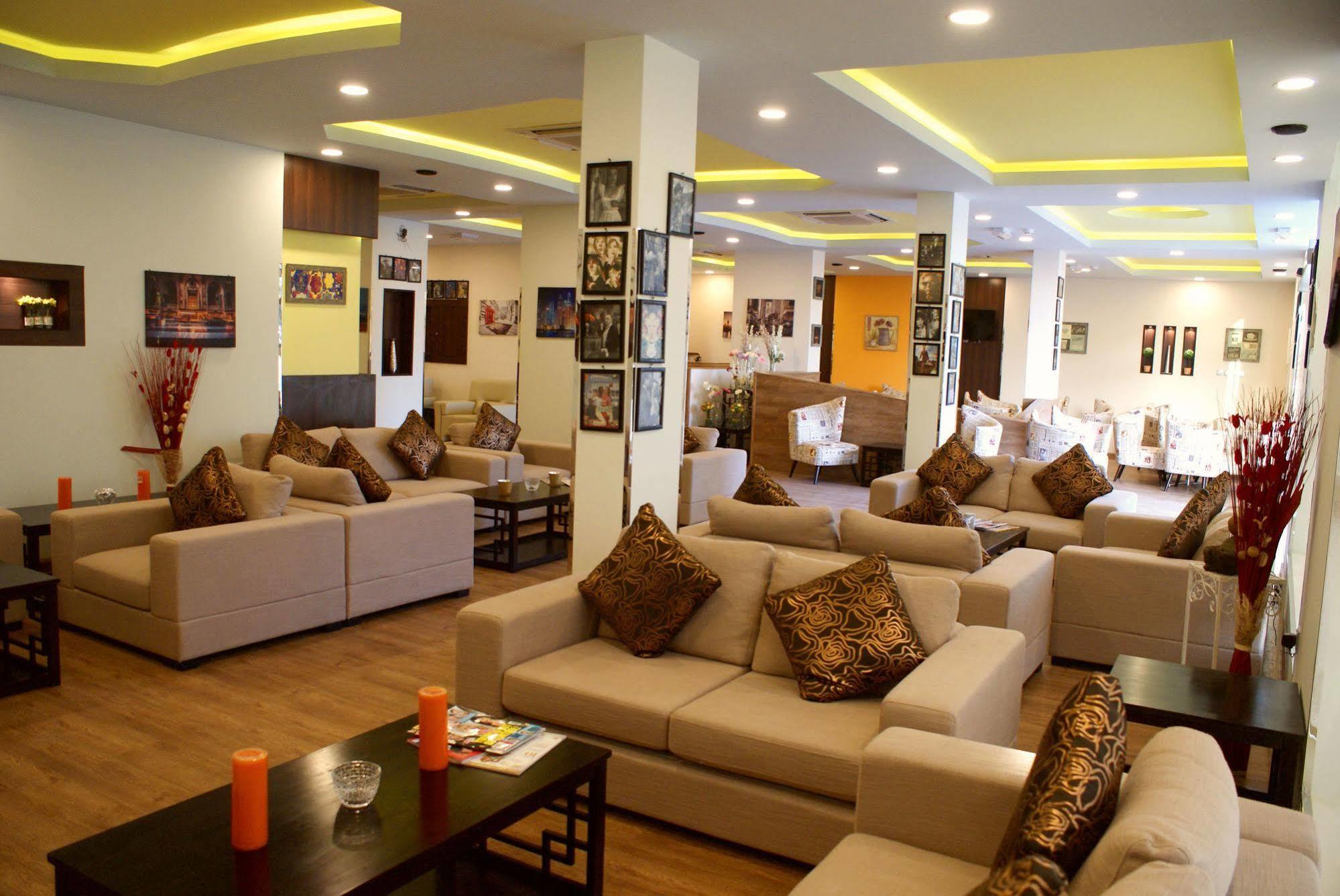 Weekend Hotel & Apartments Maskat Exterior foto